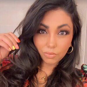 Meet your Posher, Lyss